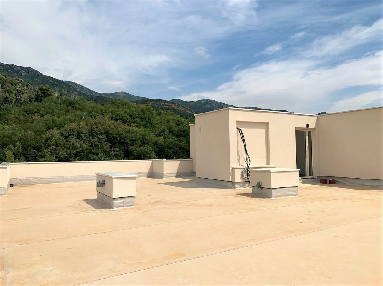 Flat in Becici, Montenegro, 127 m² - picture 3