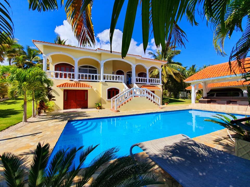 Villa in Cabarete, Dominican Republic, 280 m² - picture 1