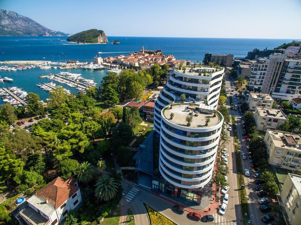 Wohnung in Budva, Montenegro, 270 m² - Foto 1