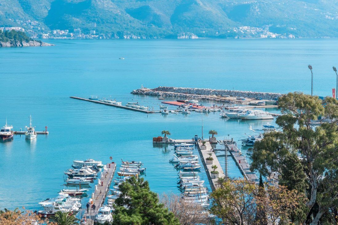 Flat in Budva, Montenegro, 270 m² - picture 7