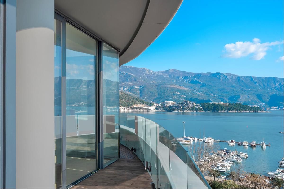 Flat in Budva, Montenegro, 270 m² - picture 14