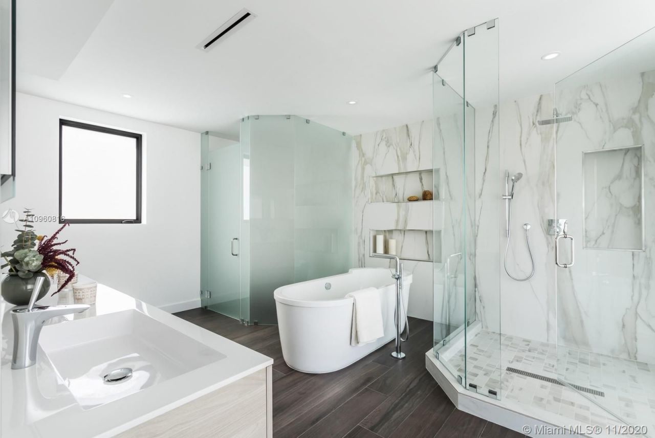 Villa en Miami, Estados Unidos, 450 m² - imagen 4