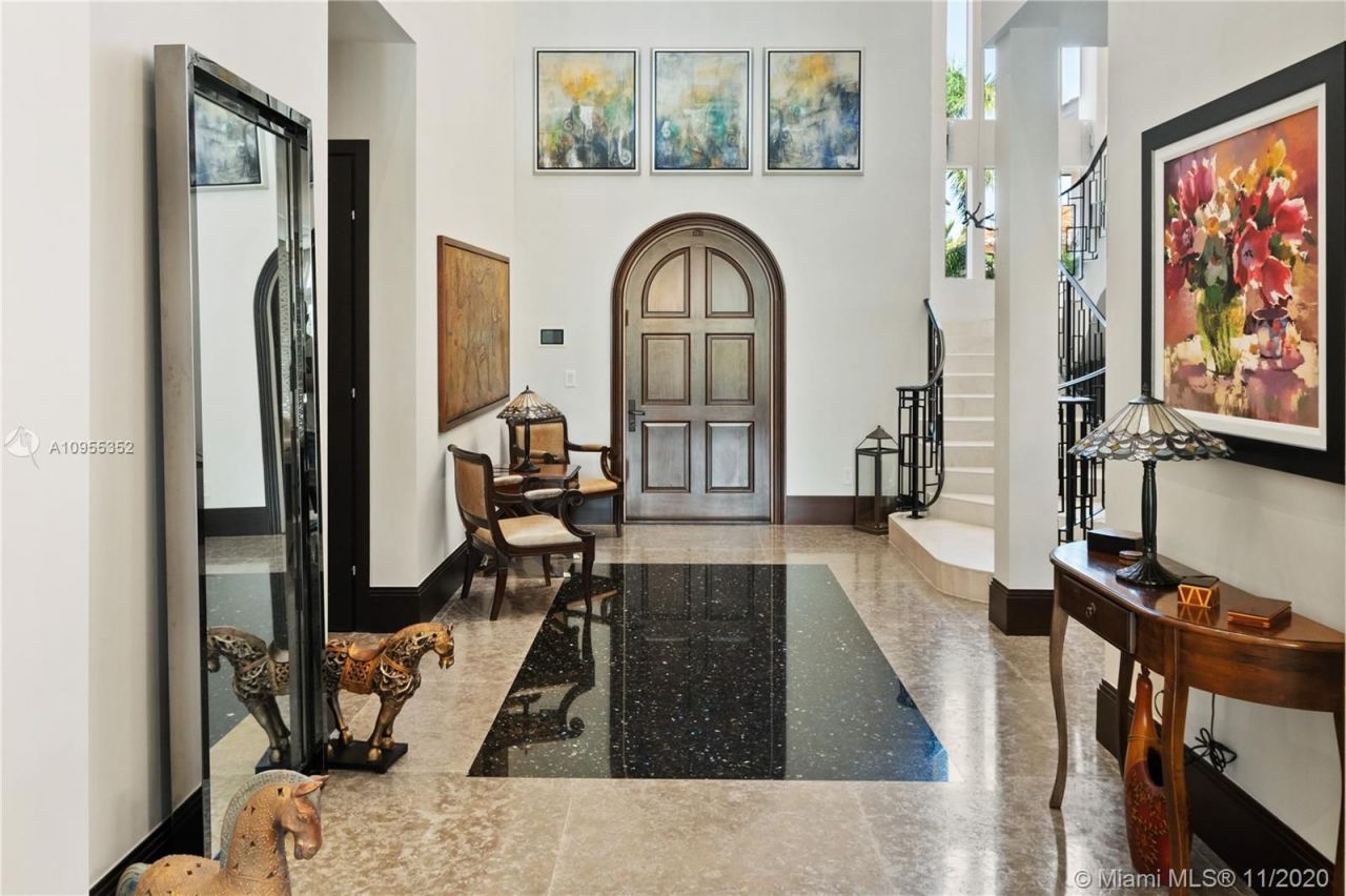 Mansión en Miami, Estados Unidos, 600 m² - imagen 17