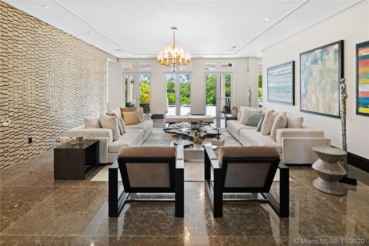 Mansión en Miami, Estados Unidos, 600 m² - imagen 16