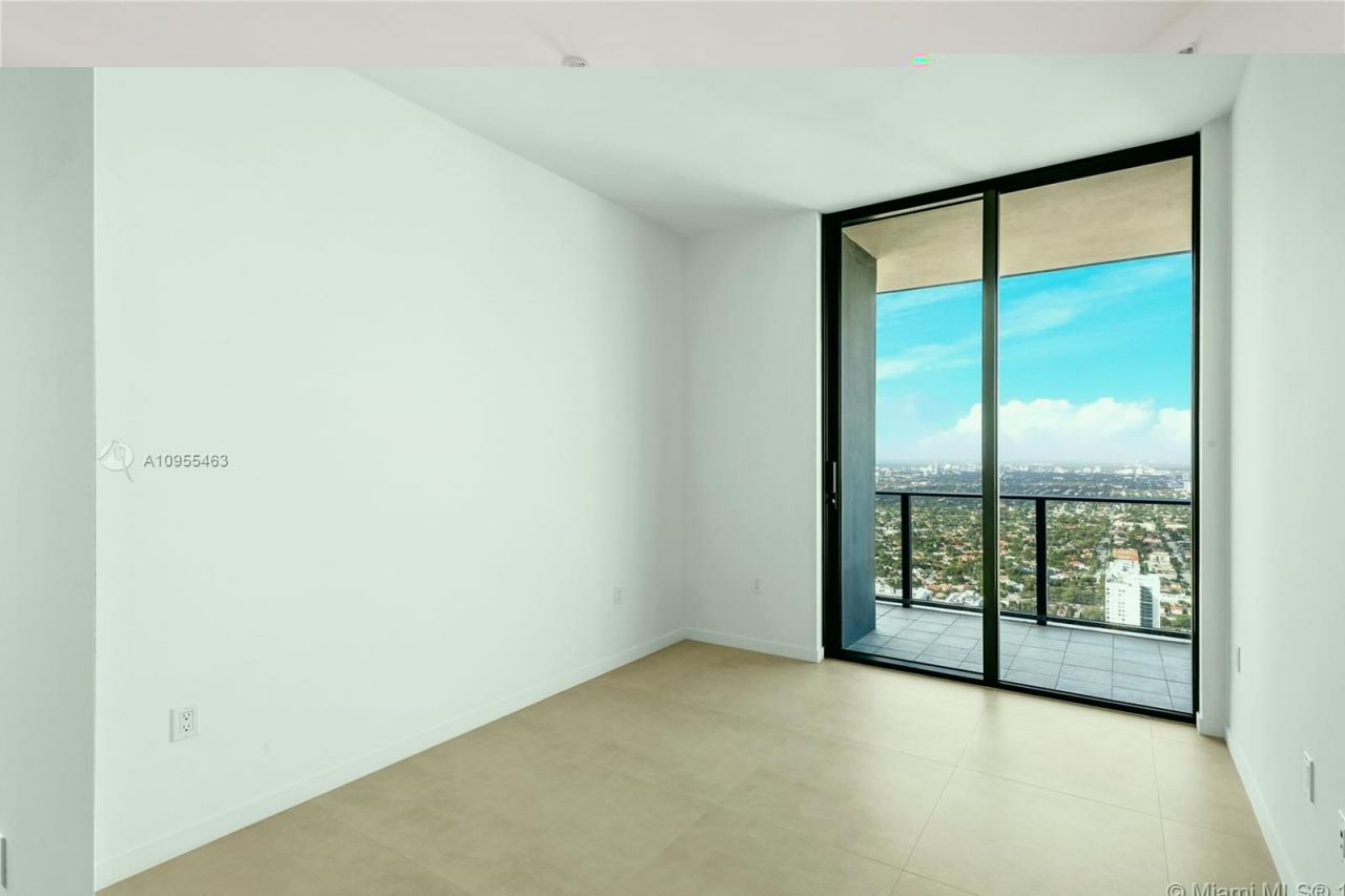 Ático en Miami, Estados Unidos, 200 m² - imagen 9