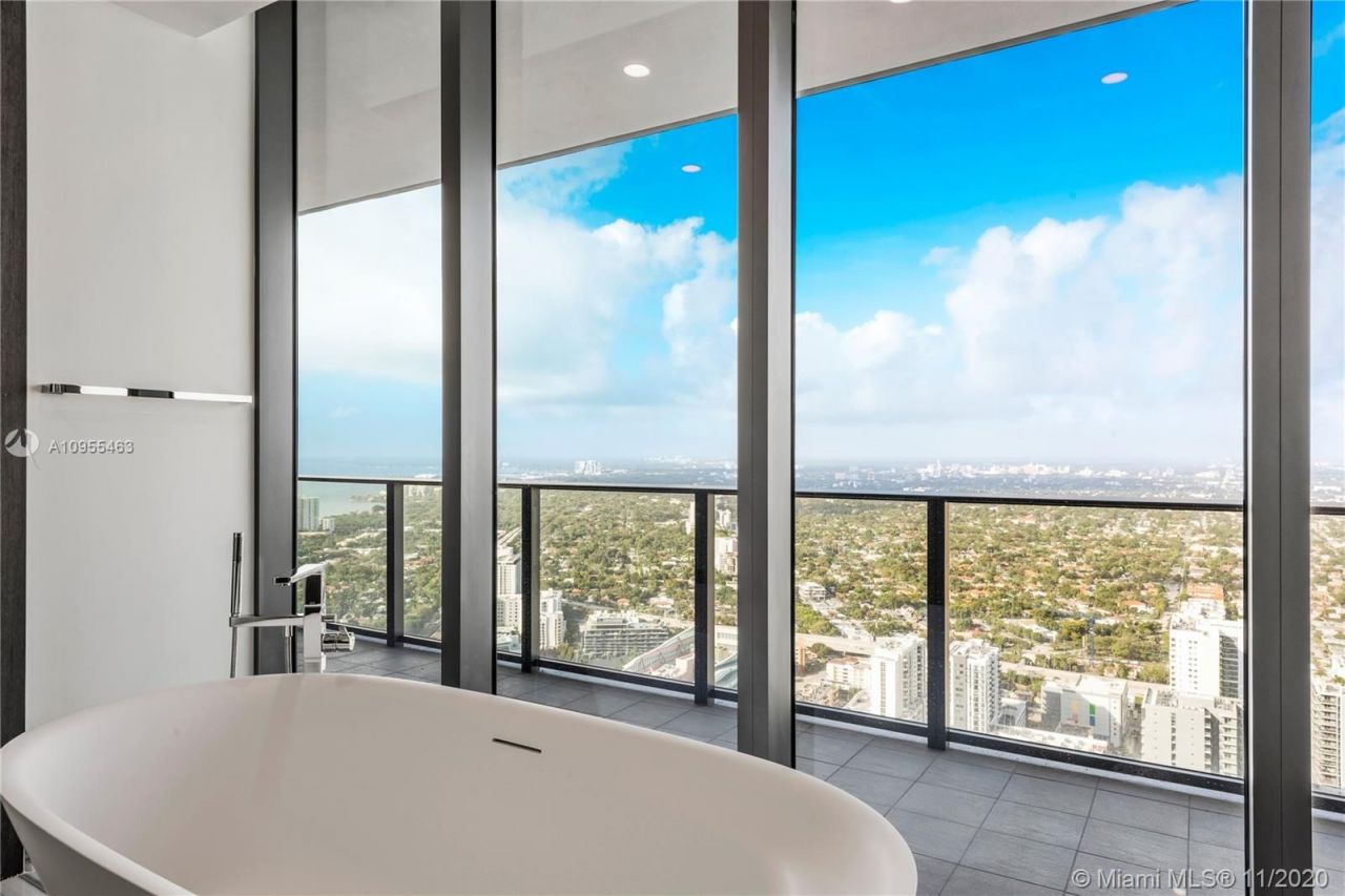 Ático en Miami, Estados Unidos, 200 m² - imagen 6