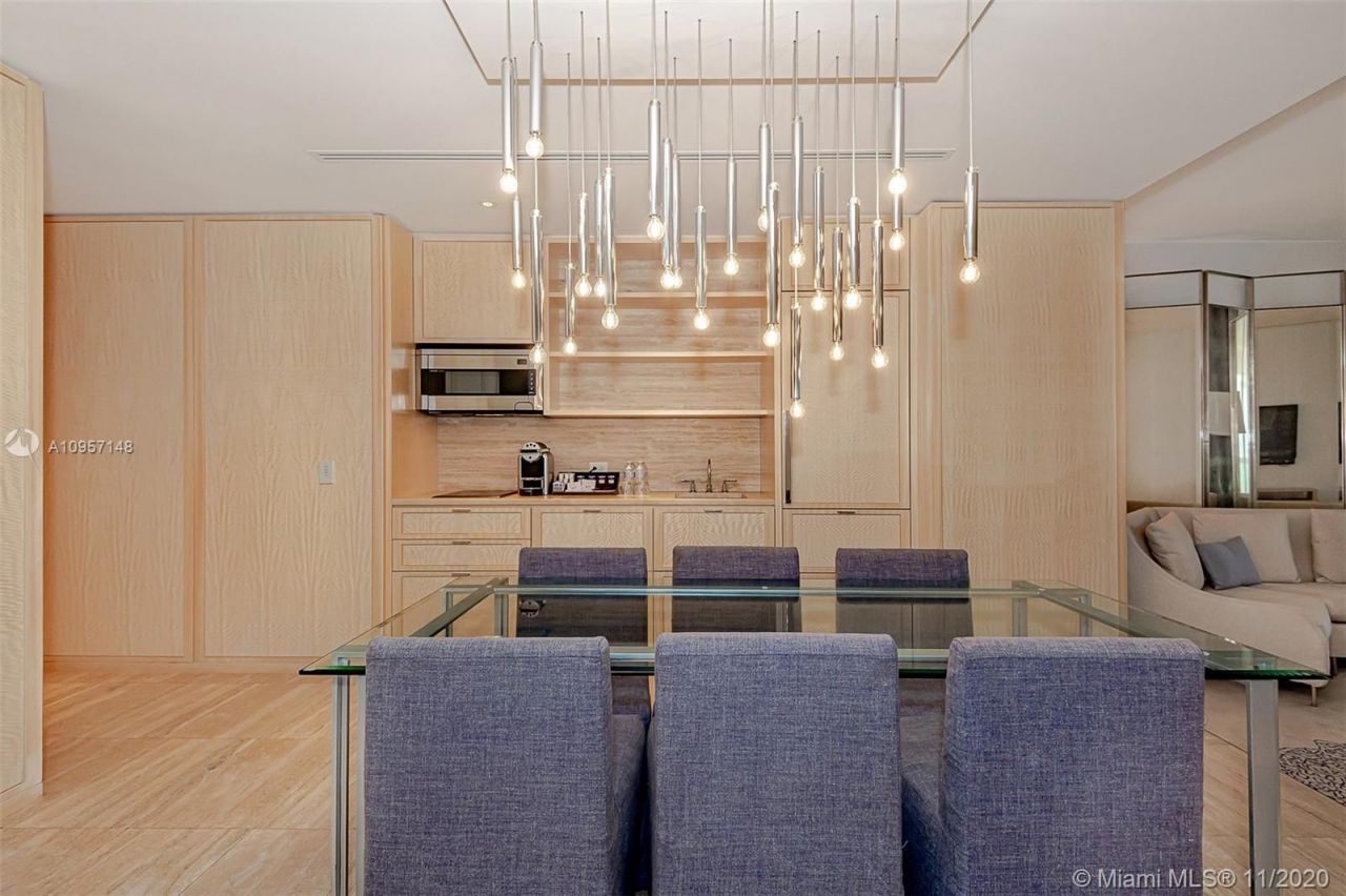 Flat in Miami, USA, 100 m² - picture 10