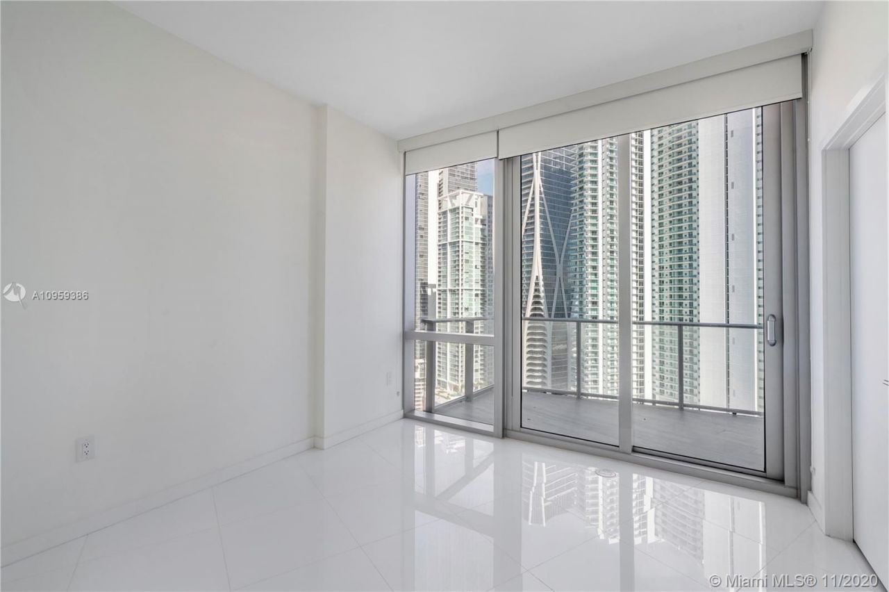Flat in Miami, USA, 140 m² - picture 12