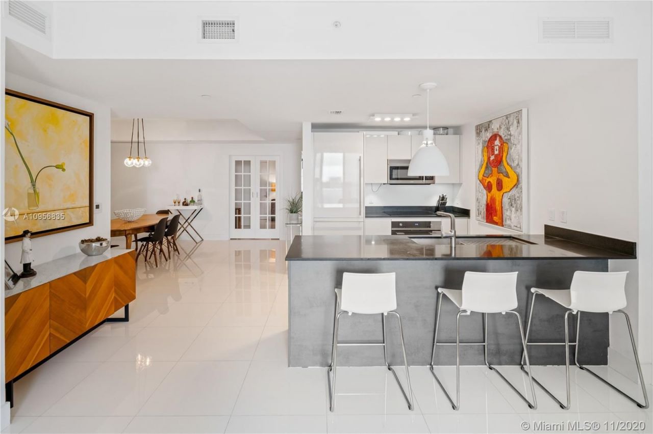 Appartement à Miami, États-Unis, 120 m² - image 3