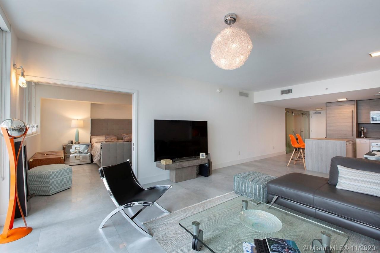 Maison urbaine à Miami, États-Unis, 100 m² - image 13