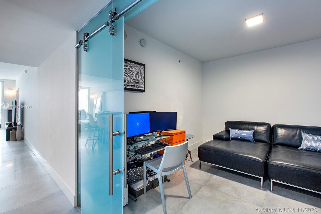 Maison urbaine à Miami, États-Unis, 100 m² - image 9