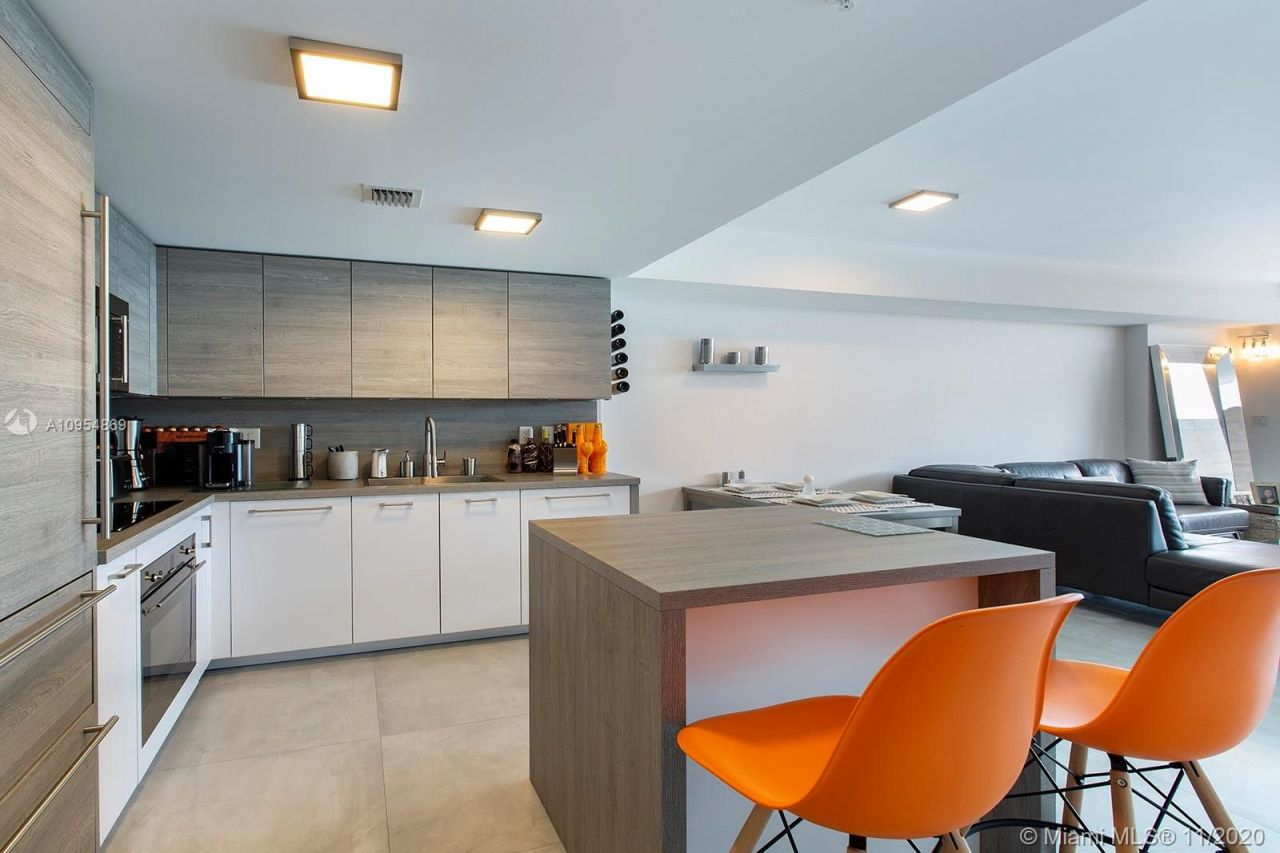 Maison urbaine à Miami, États-Unis, 100 m² - image 7