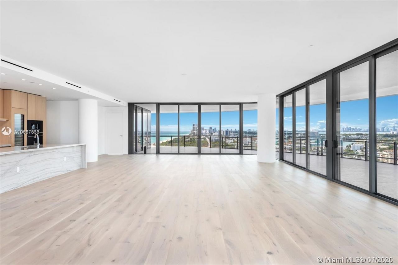 Piso en Miami, Estados Unidos, 290 m² - imagen 2