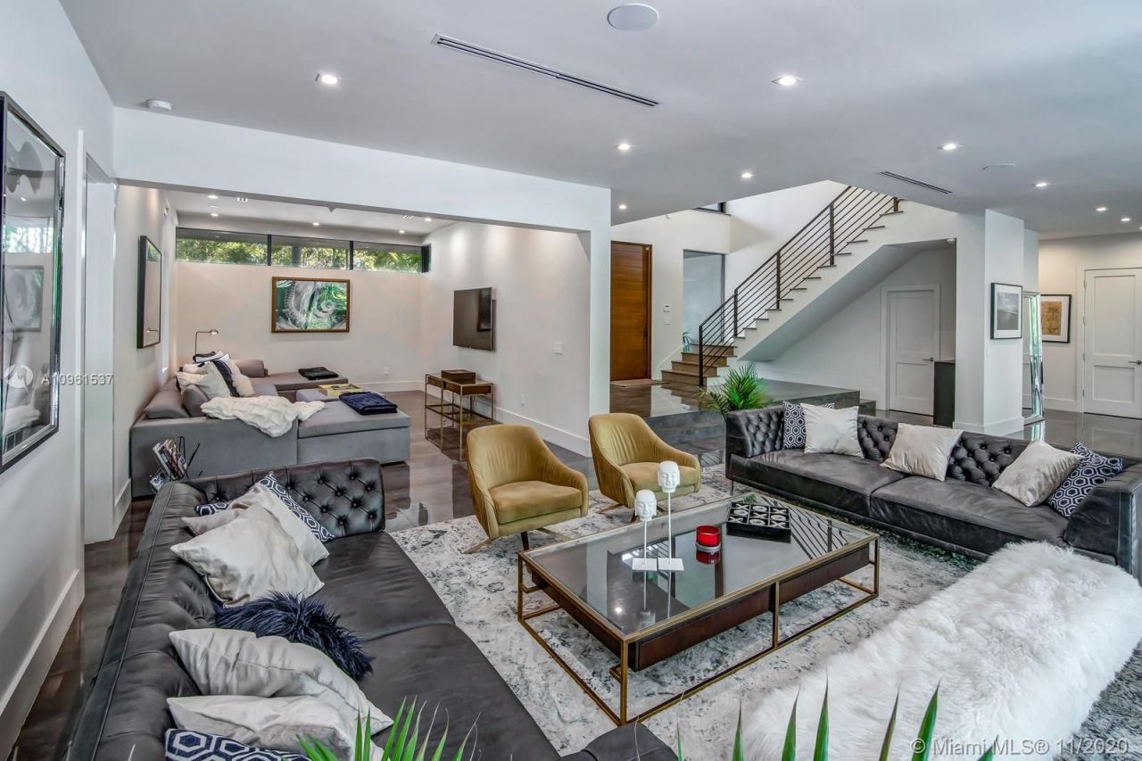 Villa à Miami, États-Unis, 550 m² - image 12