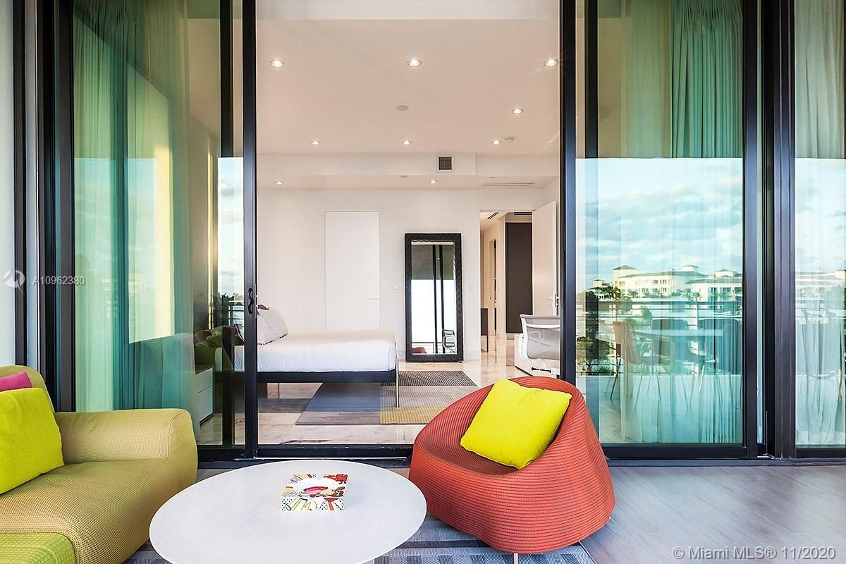 Flat in Miami, USA, 200 m² - picture 6