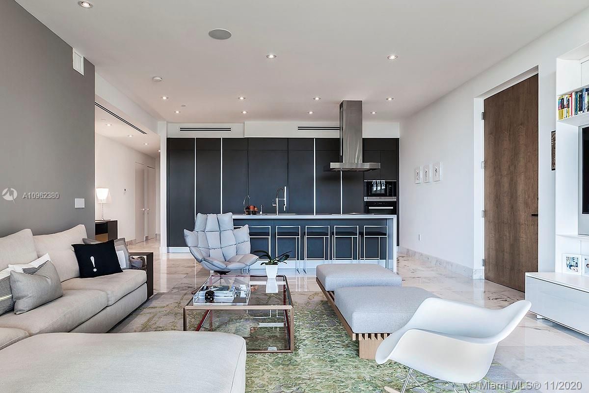 Flat in Miami, USA, 200 m² - picture 3