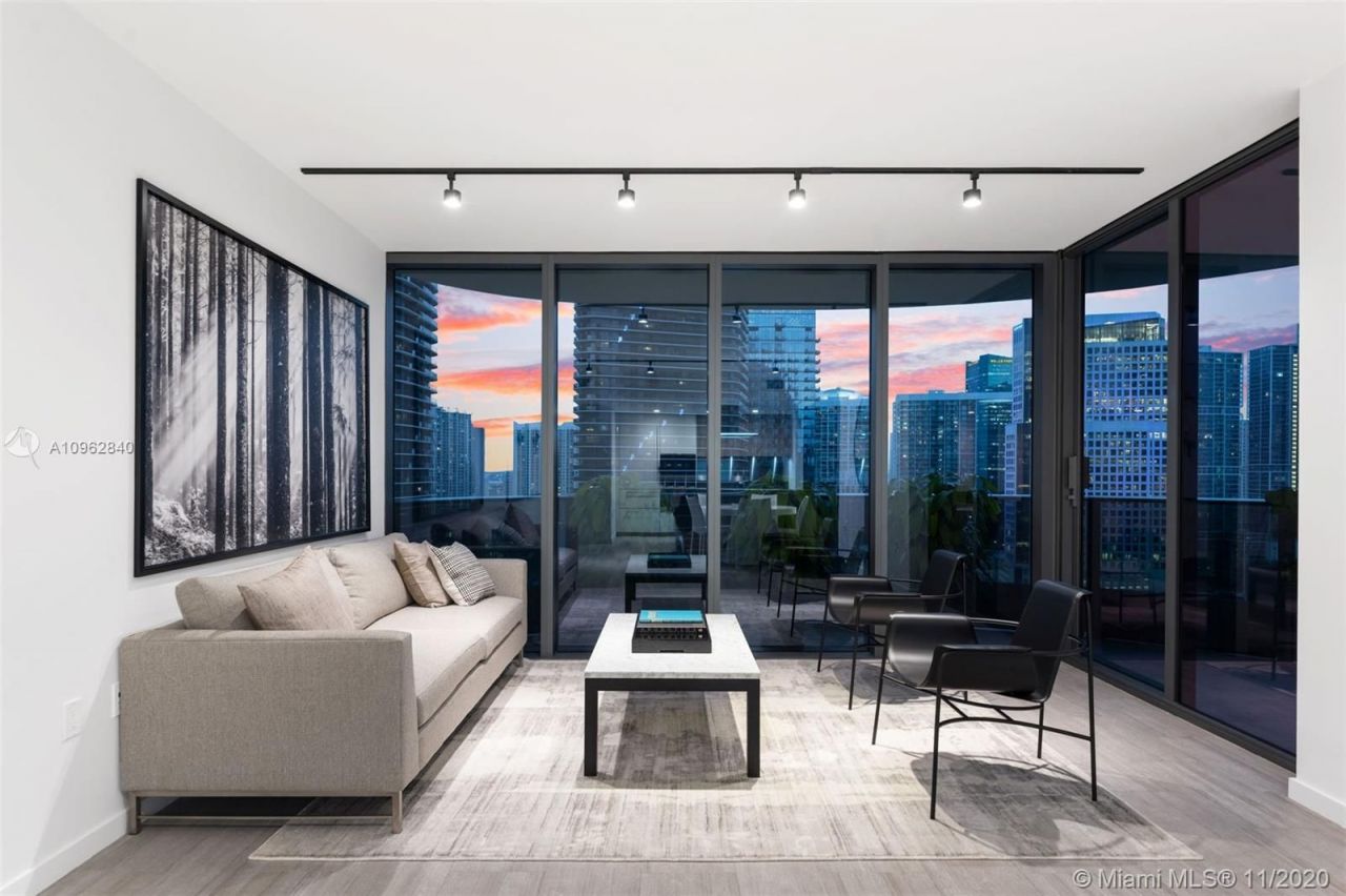 Appartement à Miami, États-Unis, 120 m² - image 1