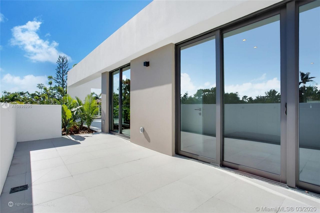 Villa a Miami, USA, 300 m² - foto 17