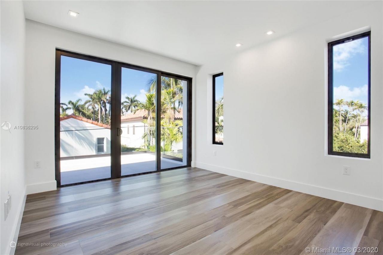 Villa a Miami, USA, 300 m² - foto 12