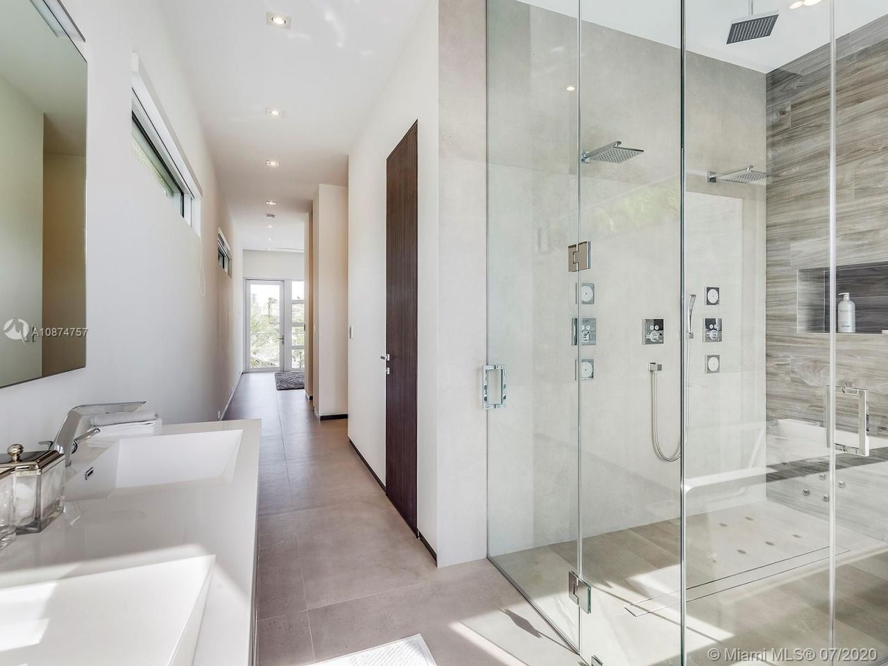 Villa à Miami, États-Unis, 270 m² - image 5