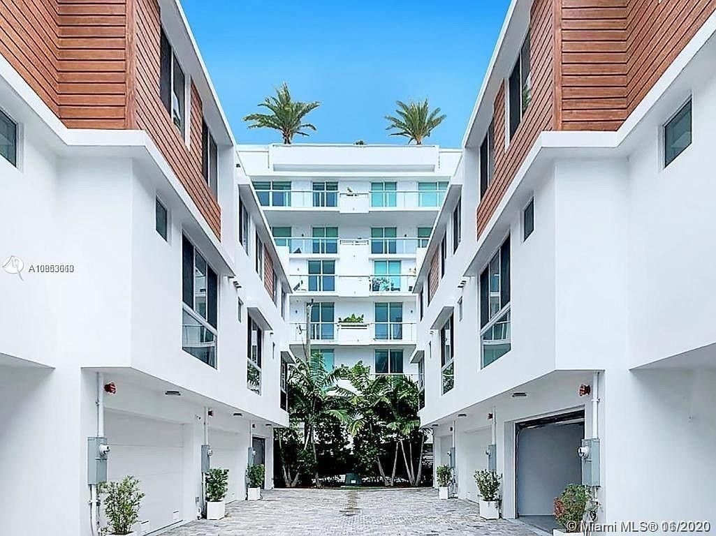 Maison urbaine à Miami, États-Unis, 210 m² - image 1