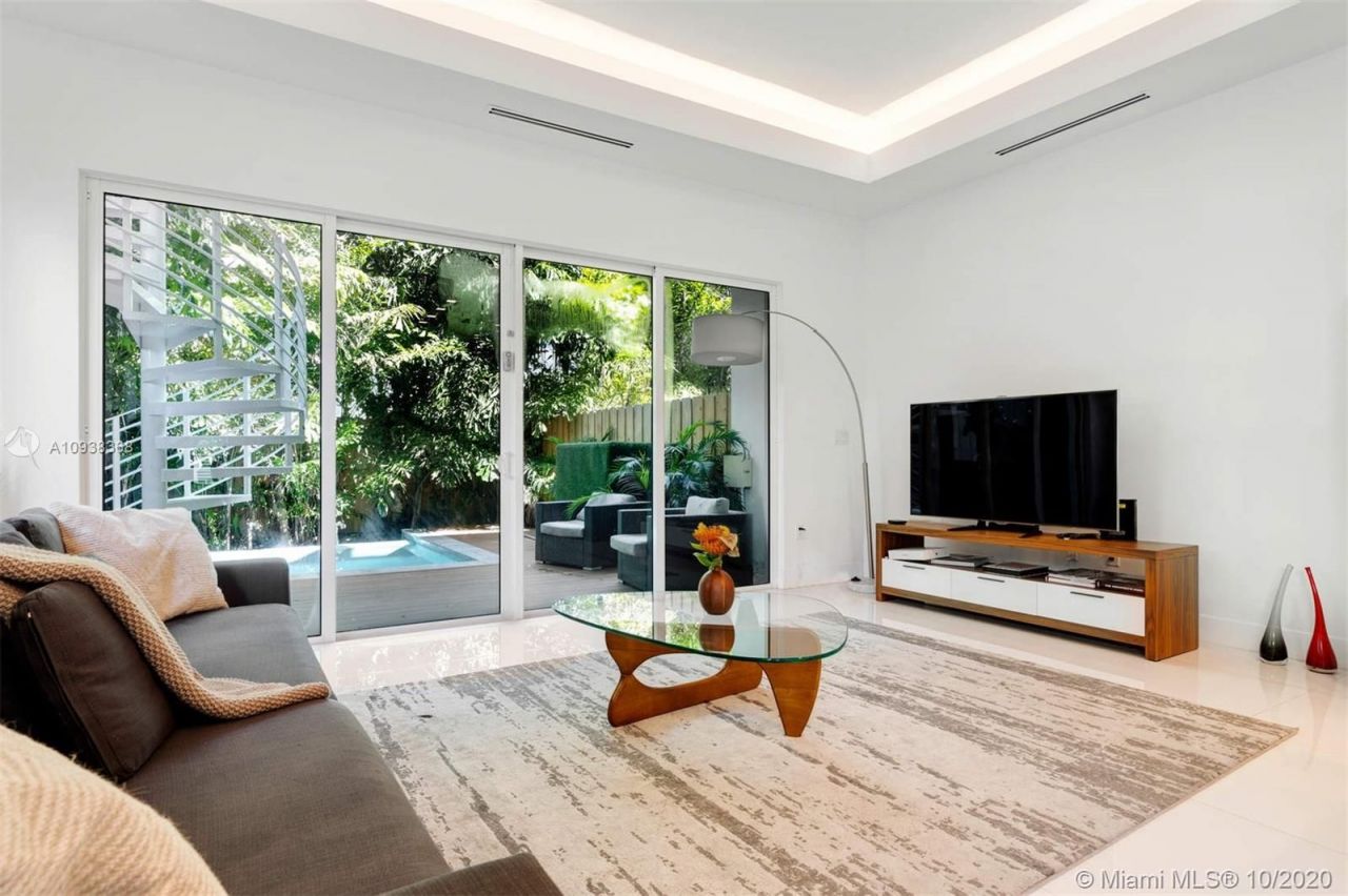 Townhouse a Miami, USA, 250 m² - foto 10