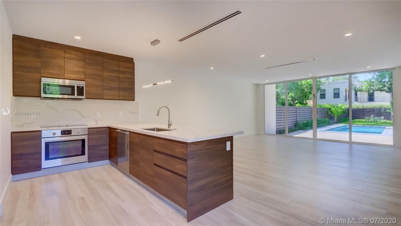 Townhouse a Miami, USA, 280 m² - foto 14