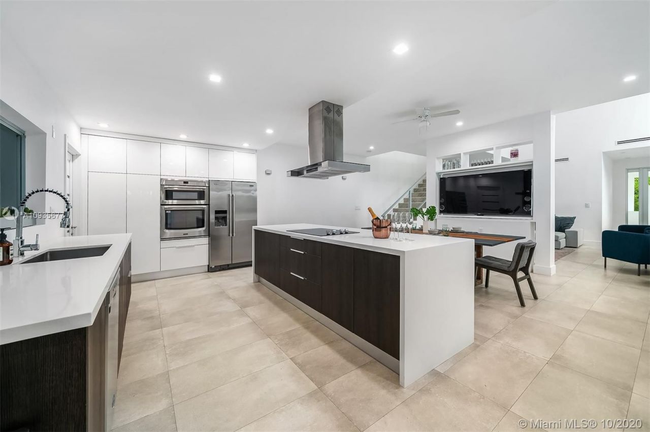 Townhouse a Miami, USA, 240 m² - foto 4