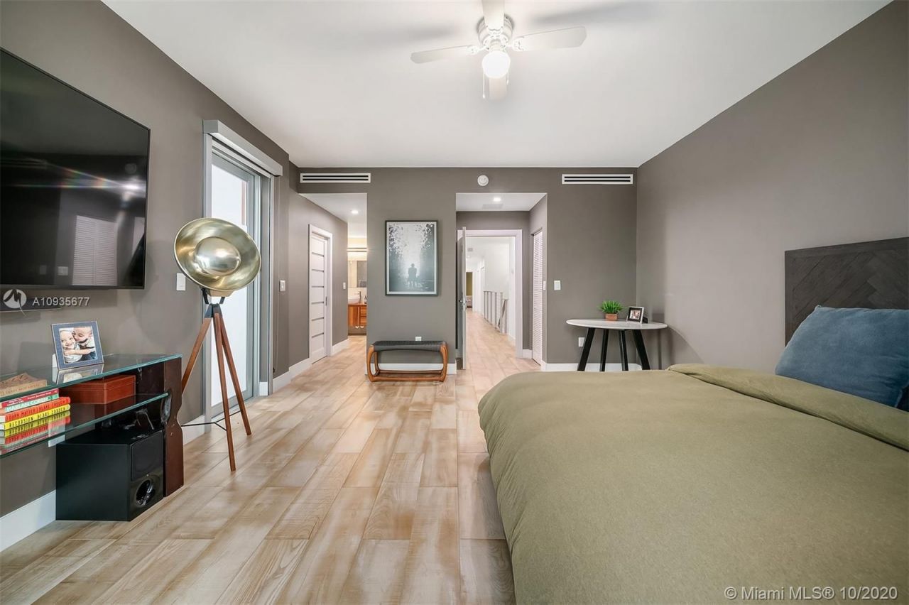 Townhouse a Miami, USA, 240 m² - foto 12