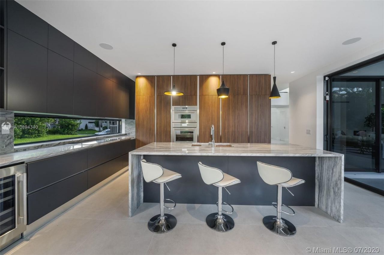 Villa a Miami, USA, 350 m² - foto 13