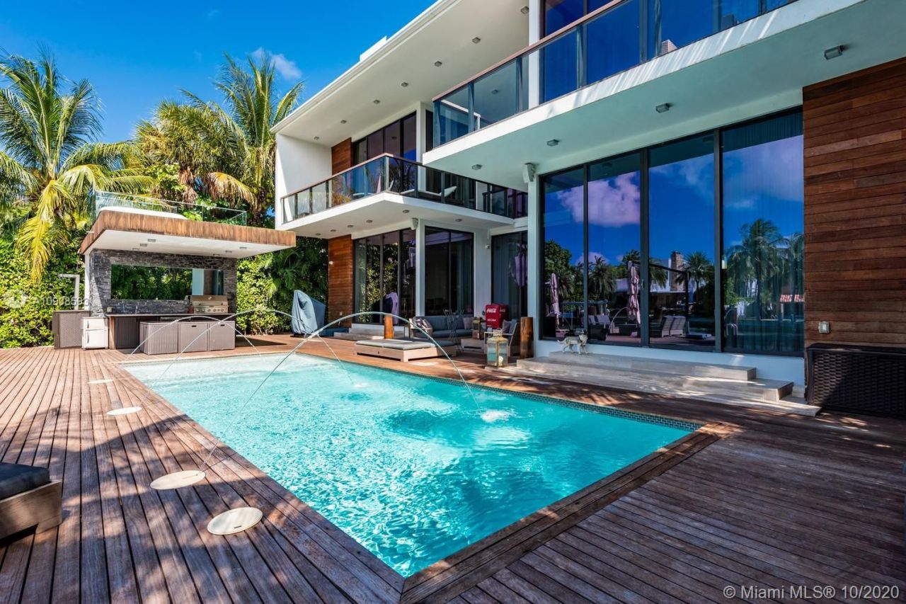 Villa in Miami, USA, 500 m² - Foto 2