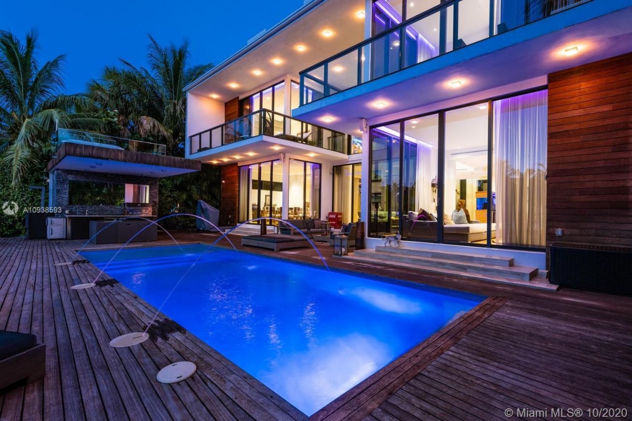 Villa in Miami, USA, 500 m² - Foto 16