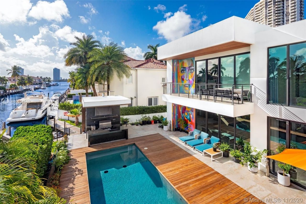 Villa in Miami, USA, 500 m² - picture 16