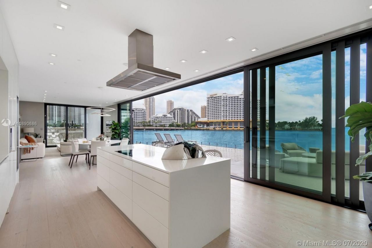 Villa a Miami, USA, 400 m² - foto 15