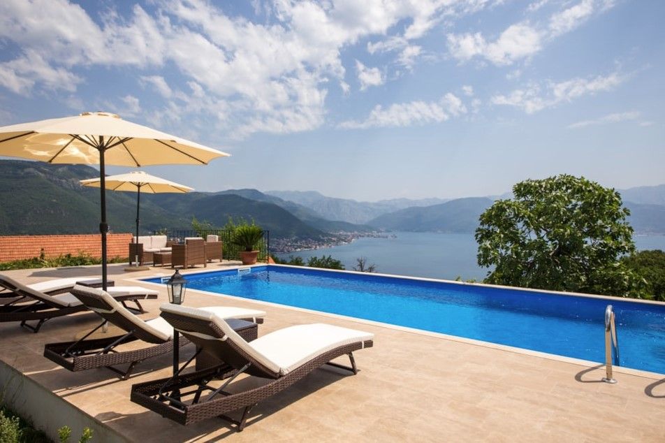 Villa on Lustica peninsula, Montenegro, 247 m² - picture 2