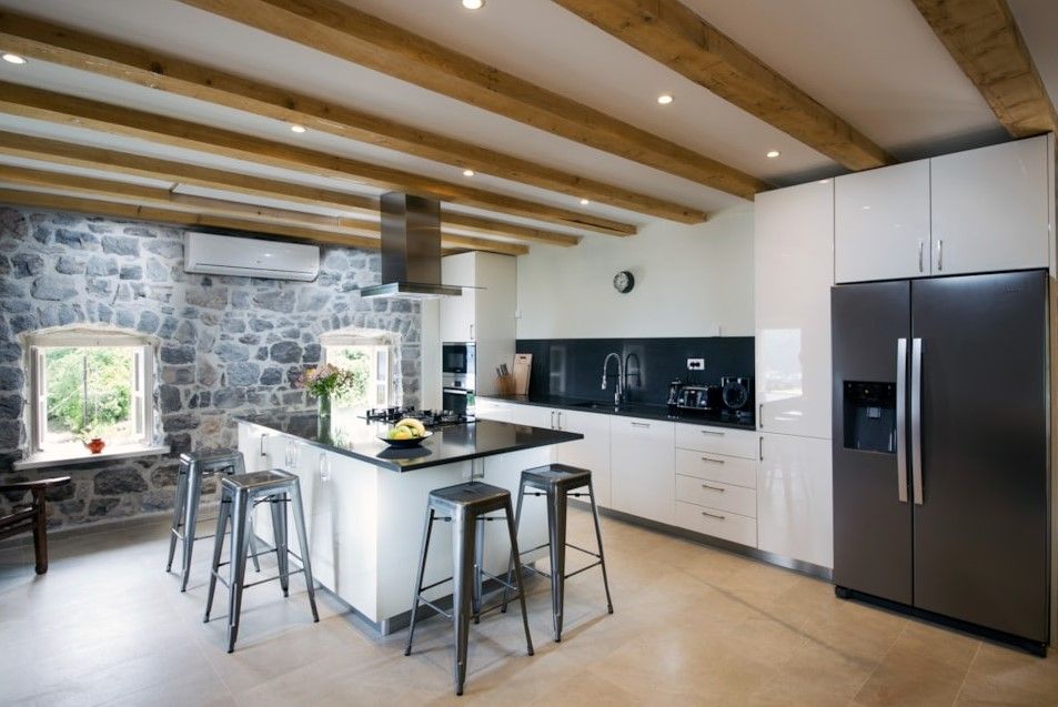 Villa on Lustica peninsula, Montenegro, 247 m² - picture 8