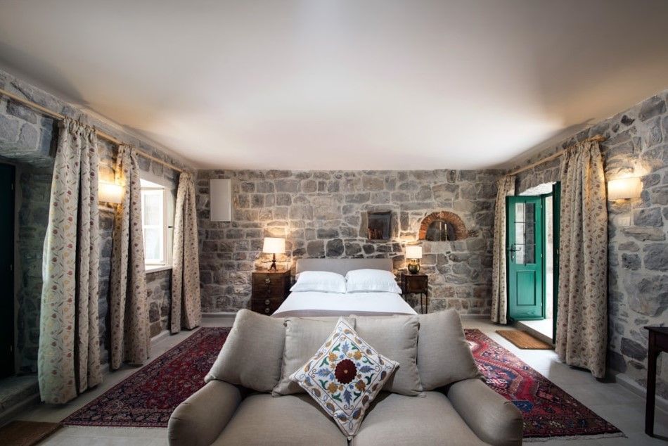 Villa on Lustica peninsula, Montenegro, 247 m² - picture 10