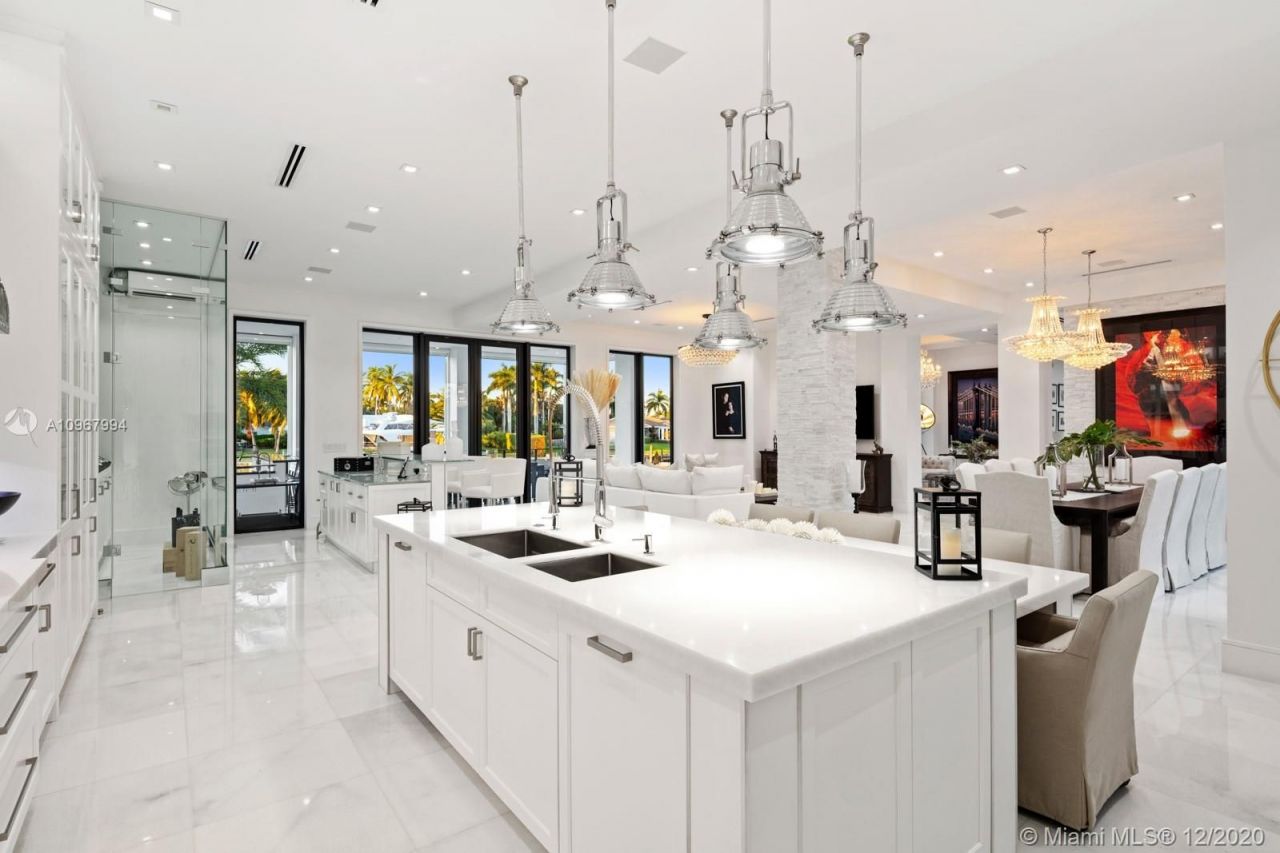 Villa en Miami, Estados Unidos, 600 m² - imagen 12