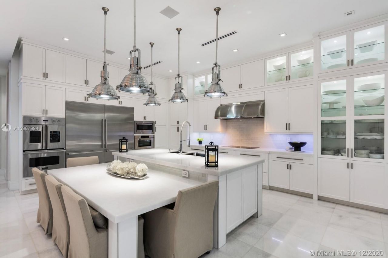 Villa en Miami, Estados Unidos, 600 m² - imagen 11