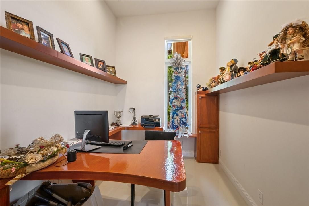 Villa à Miami, États-Unis, 450 m² - image 6