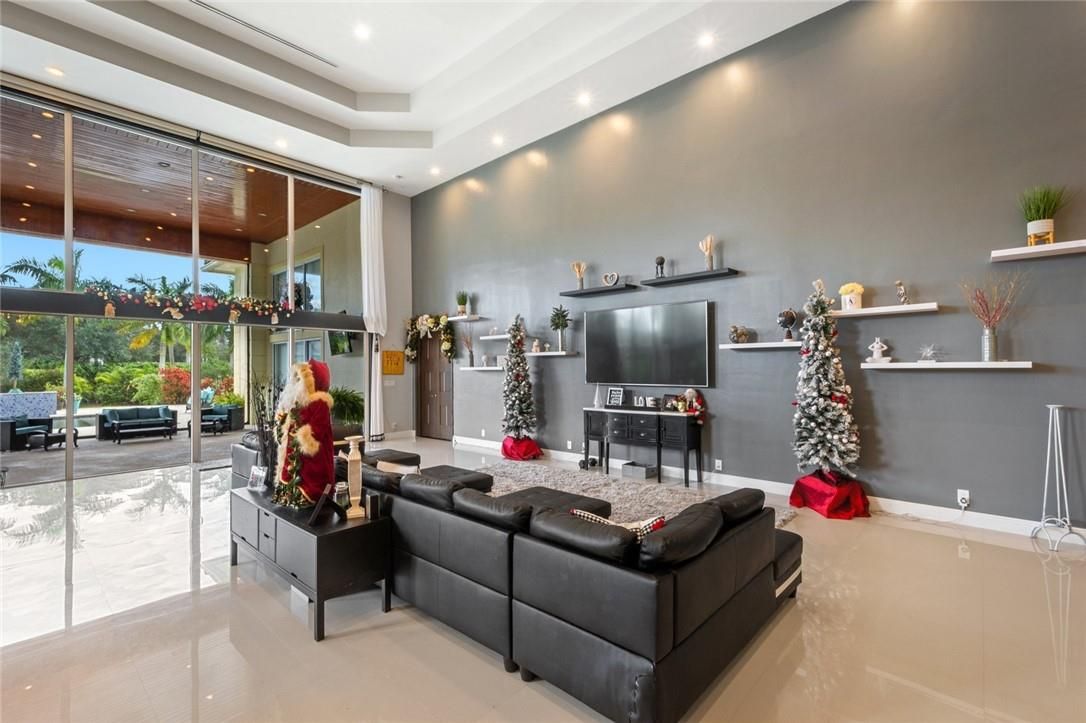 Villa à Miami, États-Unis, 450 m² - image 13