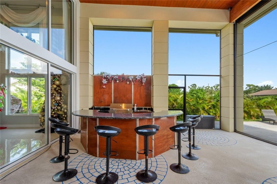 Villa à Miami, États-Unis, 450 m² - image 12