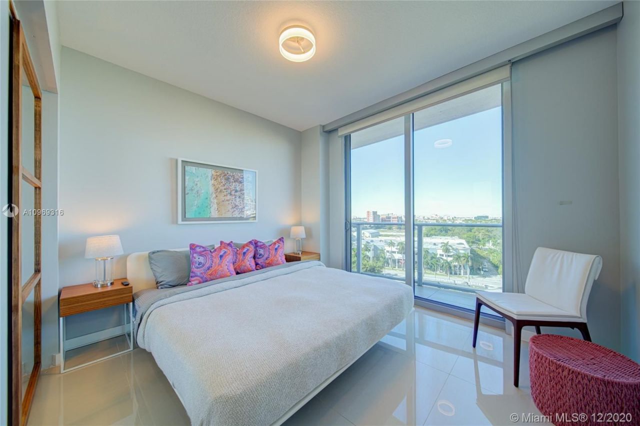 Flat in Miami, USA, 140 m² - picture 7