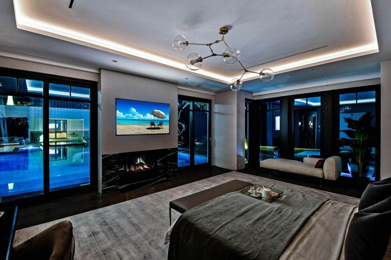 Villa à Miami, États-Unis, 1 600 m² - image 9