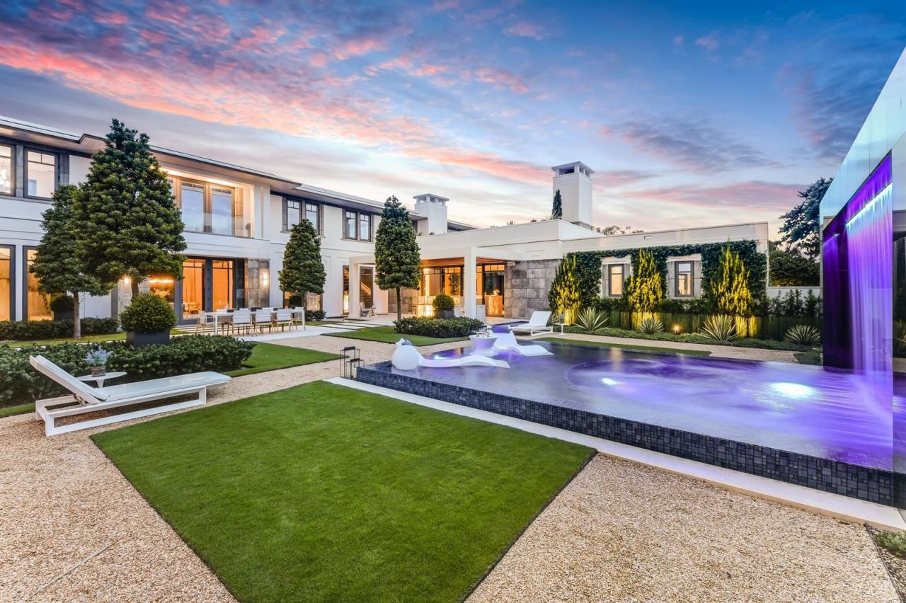 Villa à Miami, États-Unis, 1 600 m² - image 3