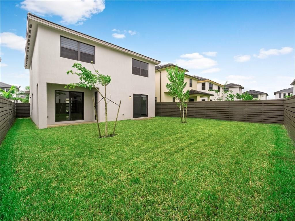 Cottage in Miami, USA, 270 m² - picture 2