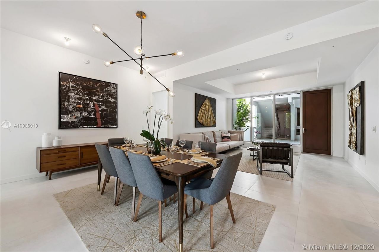 Flat in Miami, USA, 160 m² - picture 13