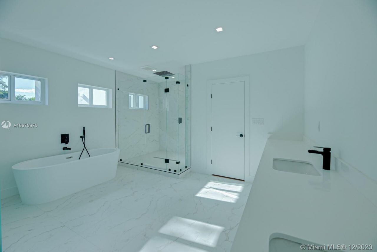 Villa in Miami, USA, 380 m² - picture 6