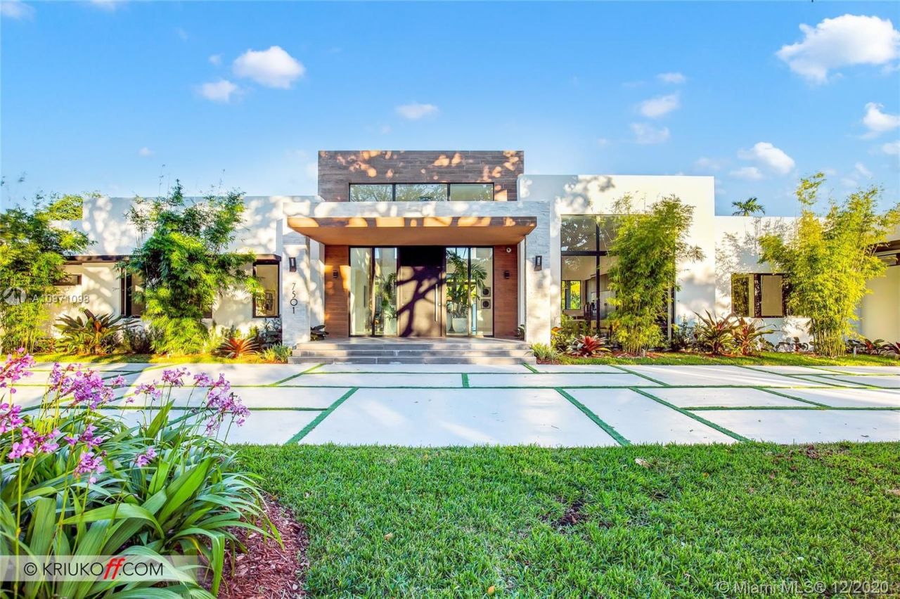 Villa in Miami, USA, 550 m² - picture 2