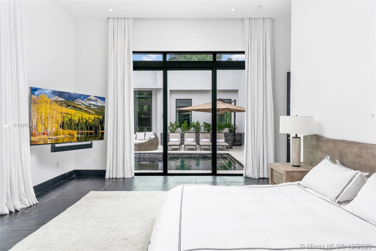 Villa in Miami, USA, 550 m² - picture 8